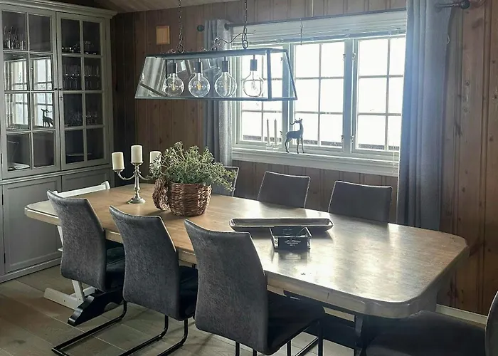 Semesterbostad Near Gronnsenknipa With Skiing And Hiking *