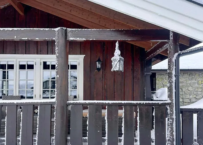 Near Gronnsenknipa With Skiing And Hiking * Ron